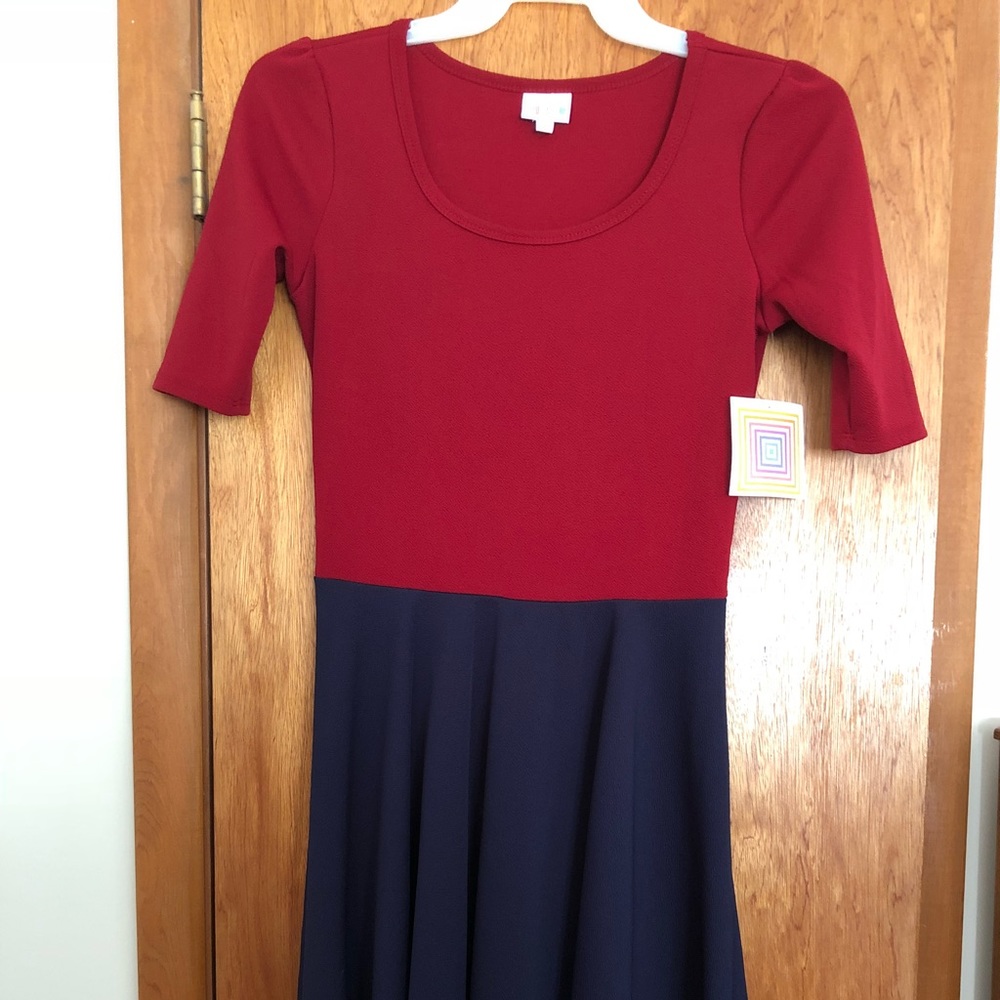 BNWT medium Lularoe Nicole